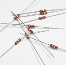 RESISTOR 1W 560R